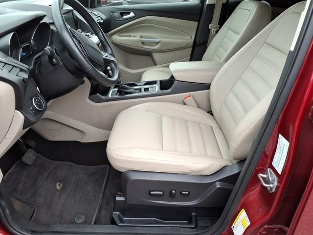 Certified 2018 Ford Escape Titanium AWD/4WD image 17