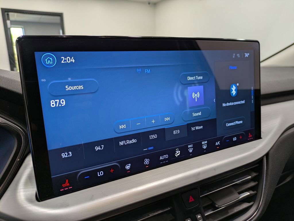 Certified 2023 Ford Escape Platinum w/ Premium Technology Package AWD/4WD image 14