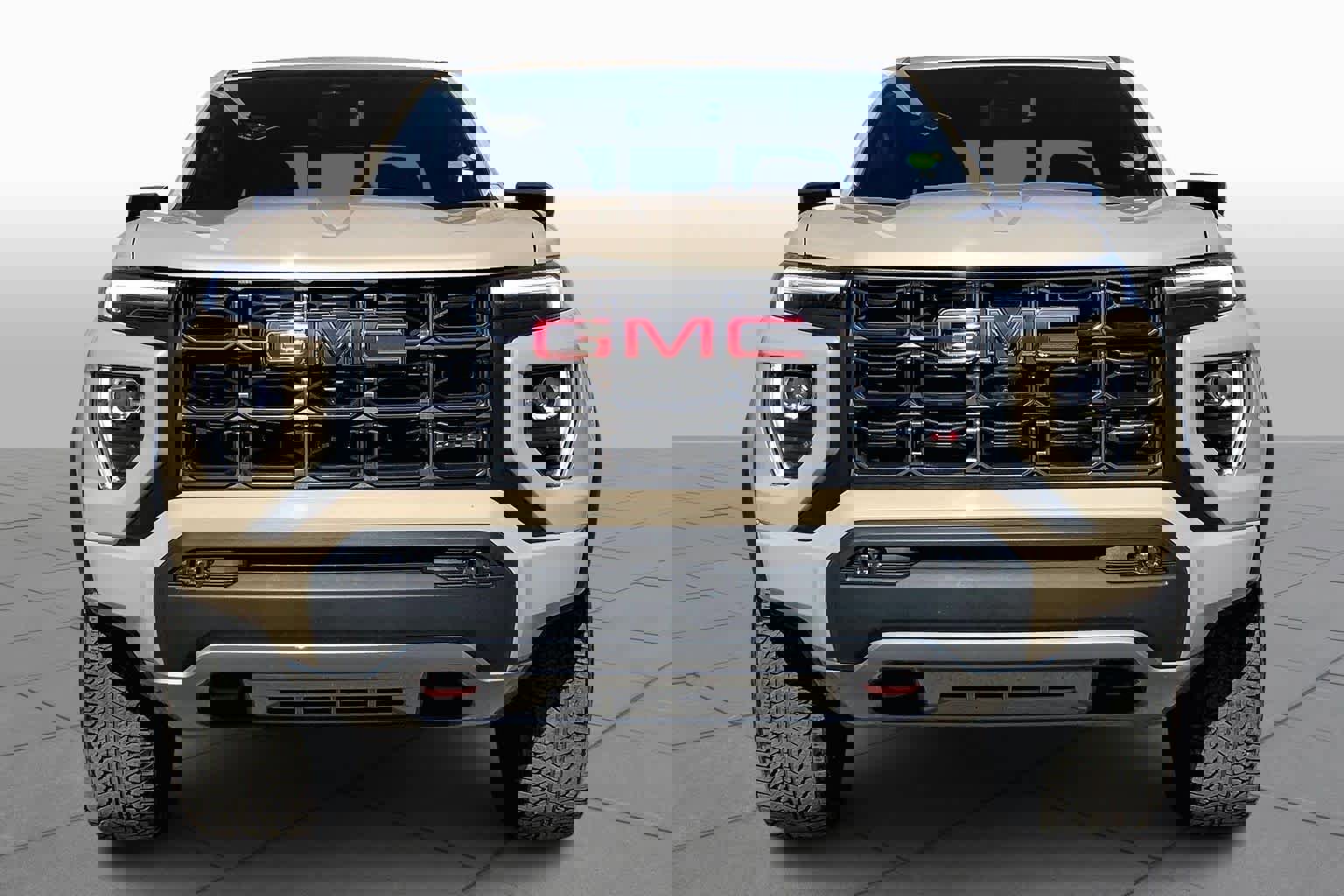 Used 2024 GMC Canyon AT4 w/ Technology Package image 6