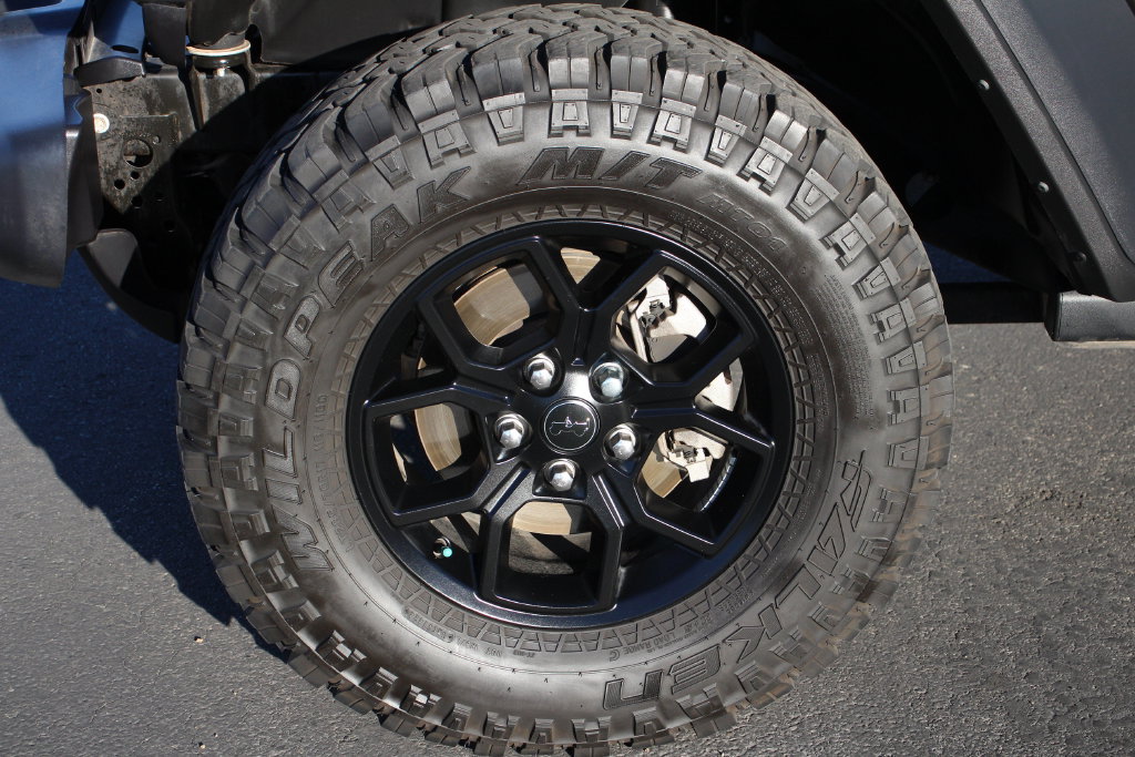 Used 2024 Jeep Wrangler Unlimited Sport AWD/4WD image 14