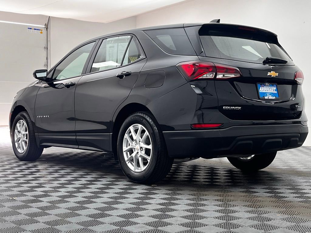 Used 2024 Chevrolet Equinox LS w/ LPO, Floor Liner Package image 5