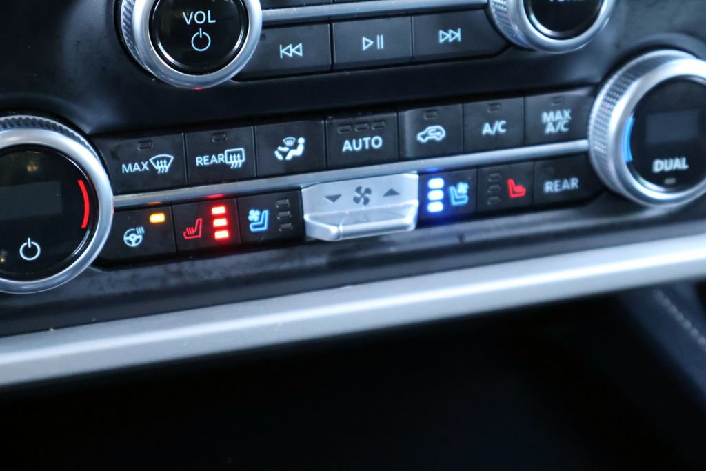 Certified 2023 Ford Expedition XLT RWD image 8