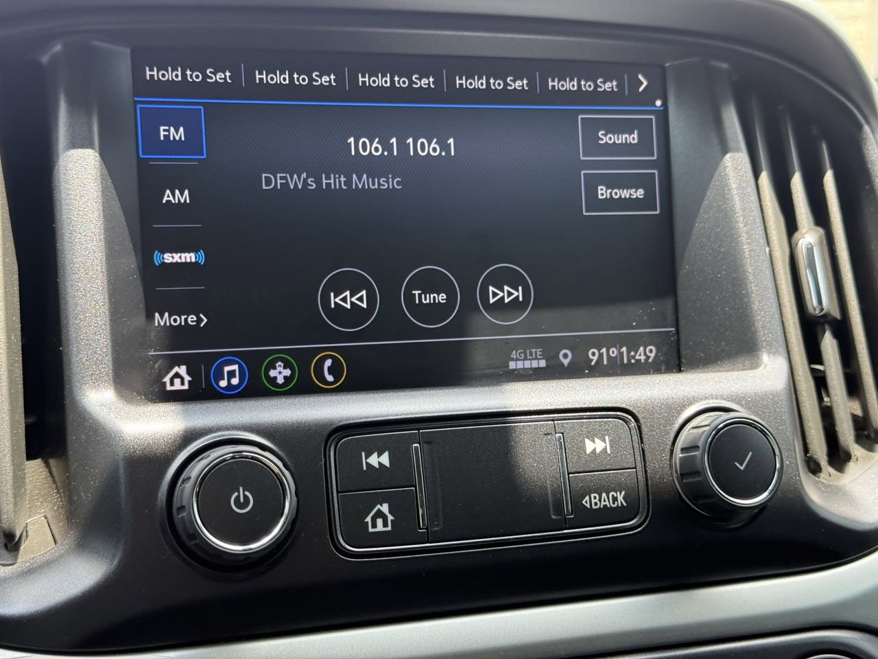 Used 2022 Chevrolet Colorado LT AWD/4WD image 17