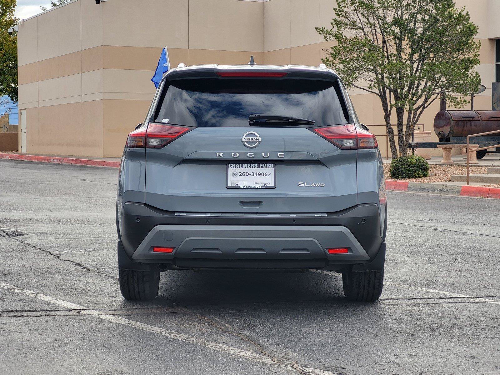 Used 2021 Nissan Rogue SL w/ Premium Package AWD/4WD image 6