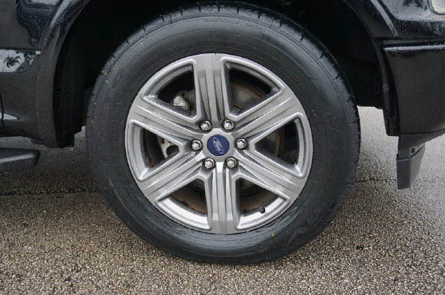 Certified 2019 Ford F150 XLT w/ Equipment Group 302A Luxury RWD image 22