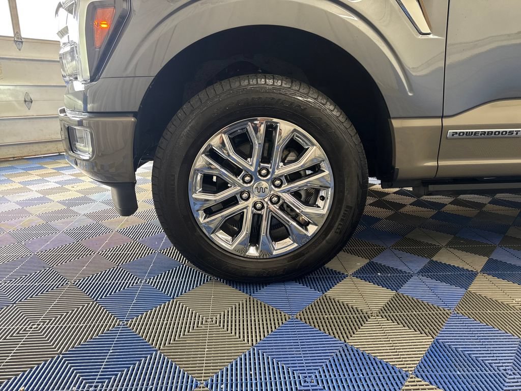 Certified 2025 Ford F150 King Ranch AWD/4WD image 27