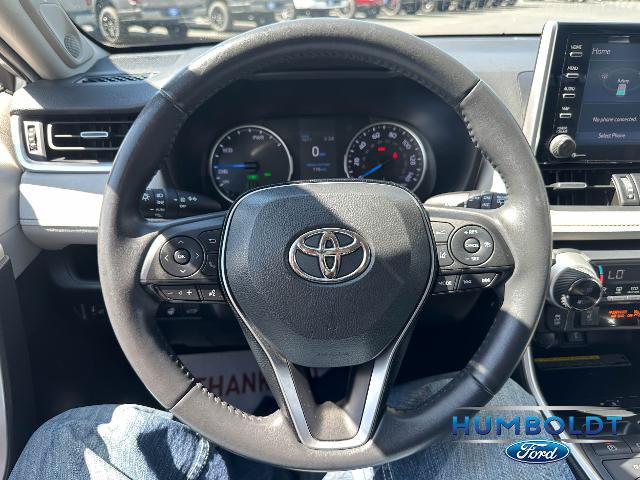 Used 2021 Toyota RAV4 XLE Premium AWD/4WD image 20