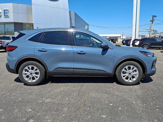Certified 2023 Ford Escape Active w/ Tech Pack #2 image 5