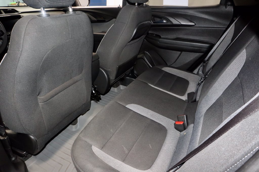 Used 2023 Chevrolet TrailBlazer LT w/ Convenience Package AWD/4WD image 20