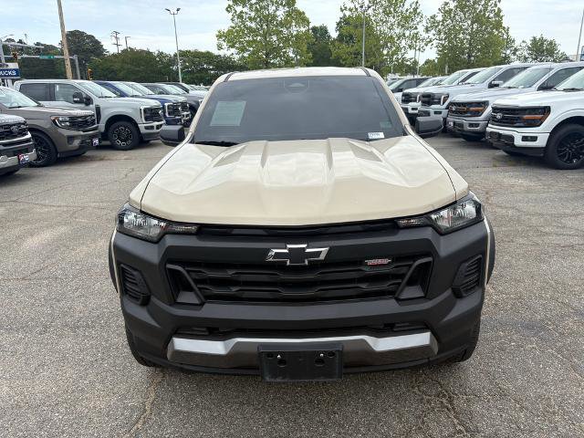 Used 2023 Chevrolet Colorado Trail Boss w/ Advanced Trailering Package AWD/4WD image 2