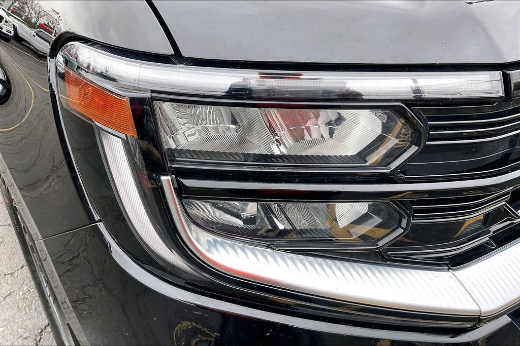 Certified 2025 Ford Expedition Platinum AWD/4WD image 28