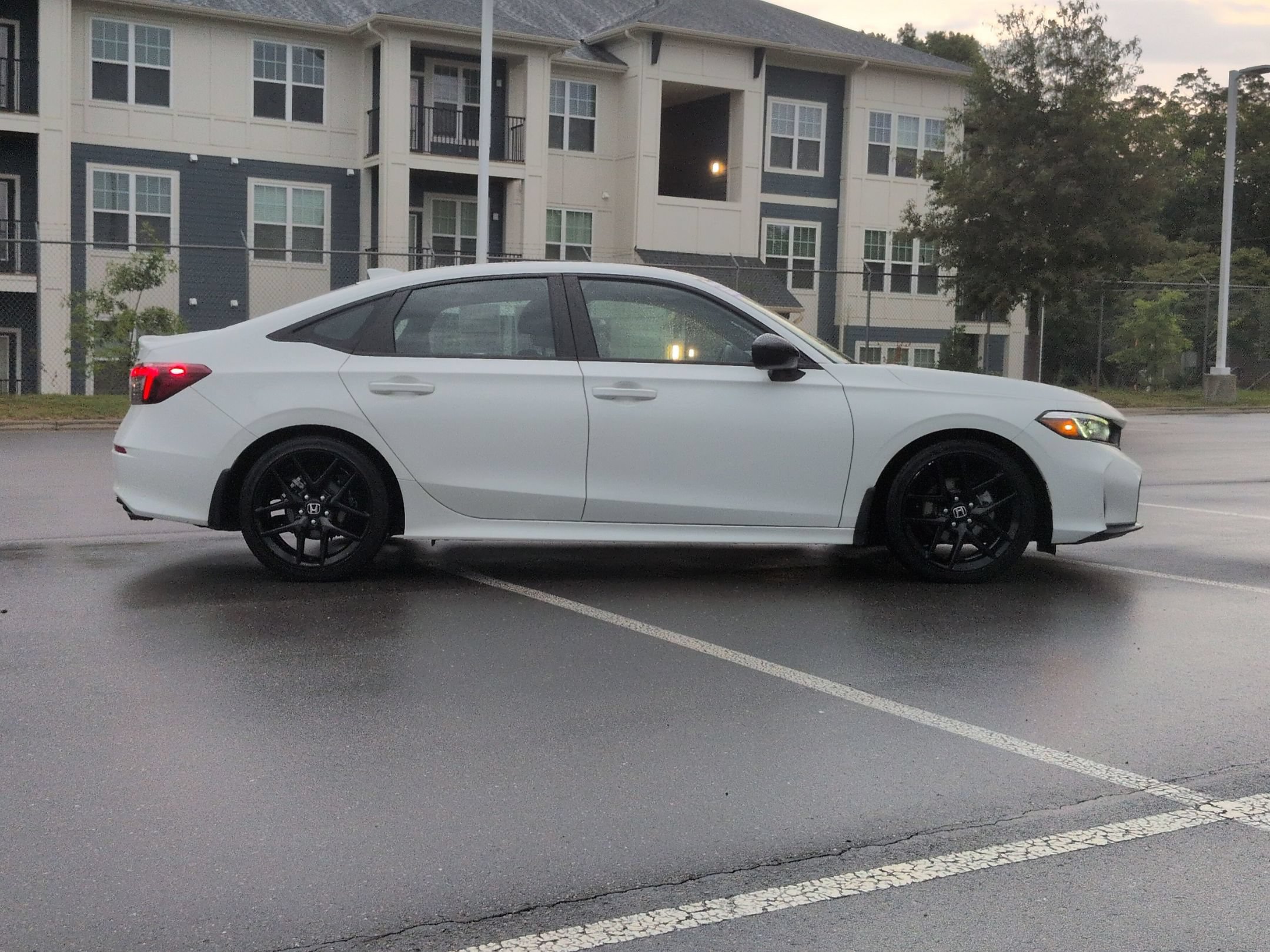 Used 2025 Honda Civic Sport image 3