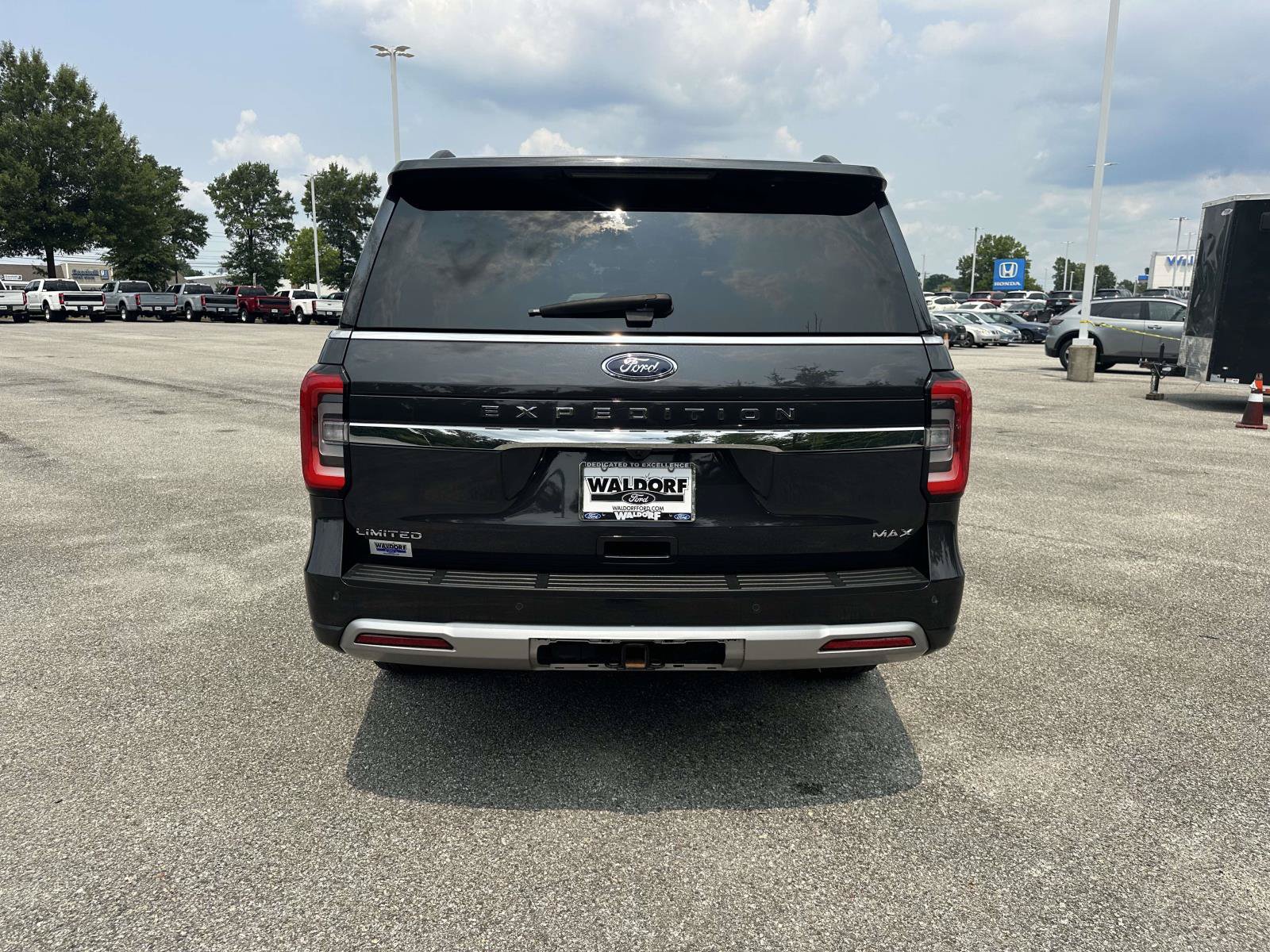 Certified 2024 Ford Expedition Max Limited AWD/4WD image 5