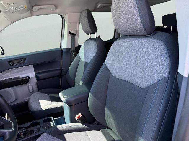 Certified 2025 Ford Maverick XLT FWD image 8