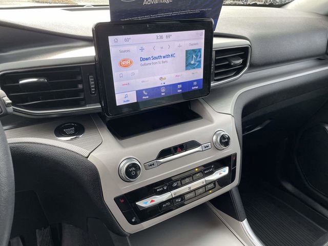 Certified 2023 Ford Explorer XLT w/ Equipment Group 202A image 28