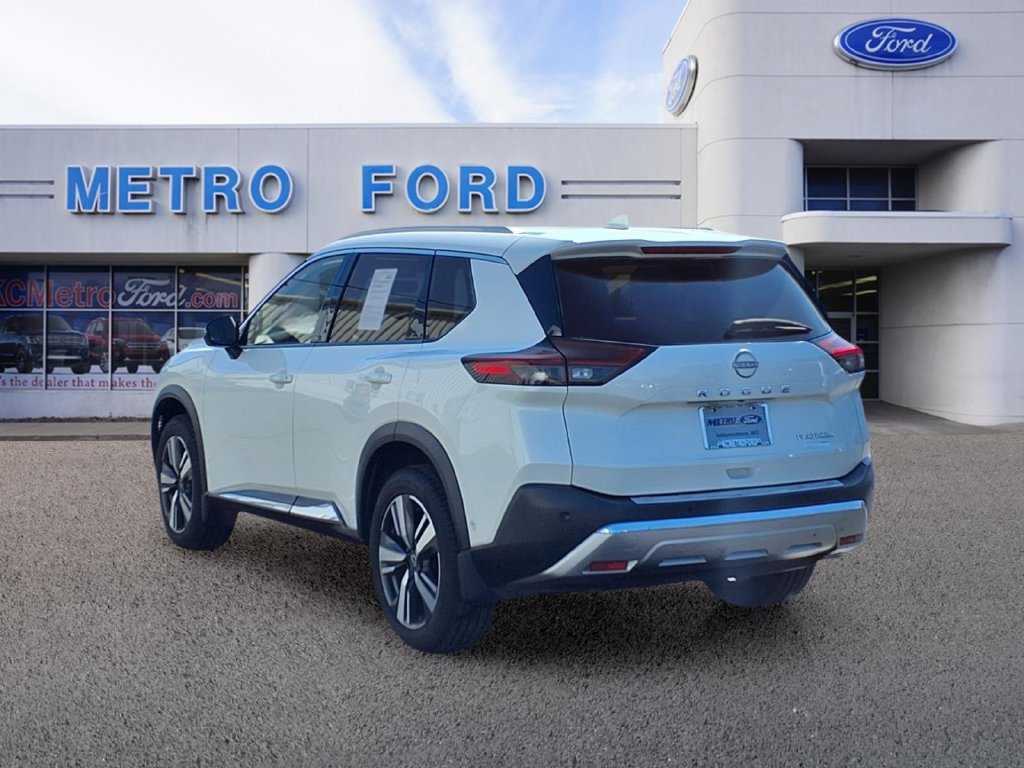 Used 2022 Nissan Rogue Platinum w/ Head-Up Display Package FWD image 5