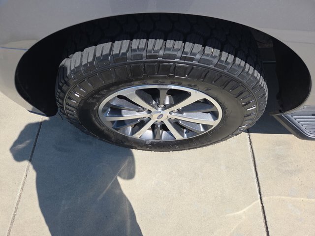 Certified 2021 Ford Expedition XLT AWD/4WD image 9