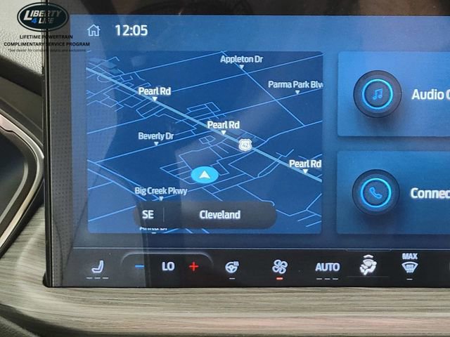 Certified 2024 Ford Escape Platinum w/ Class II Trailer Tow Package image 24