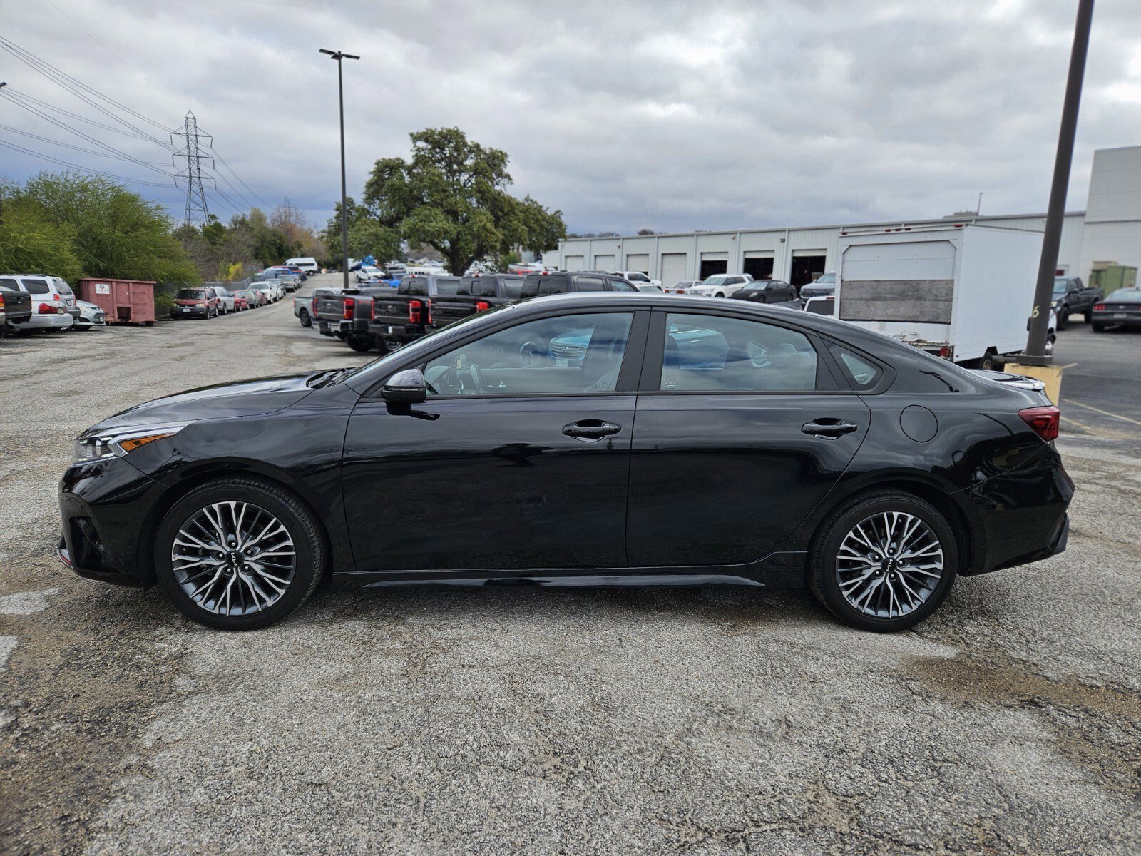Used 2024 Kia Forte GT-Line image 6