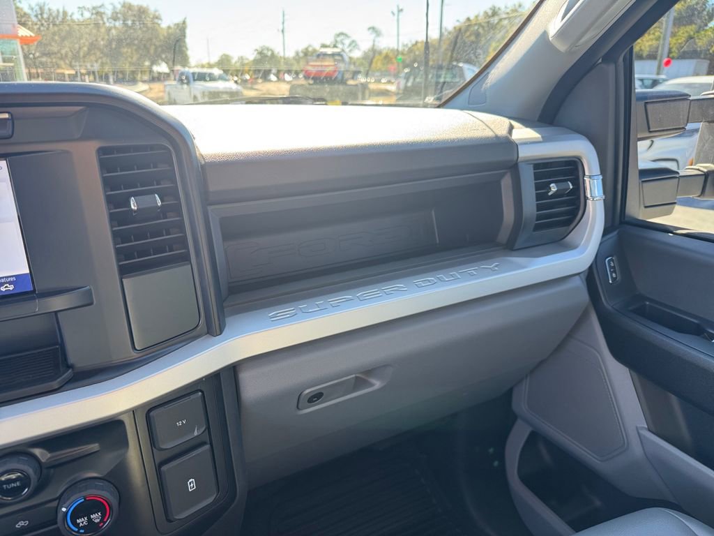 Certified 2024 Ford F250 XL w/ XL Off-Road Package image 38