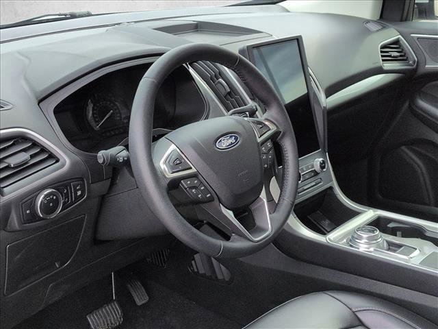 Certified 2024 Ford Edge SEL w/ Convenience Package image 10