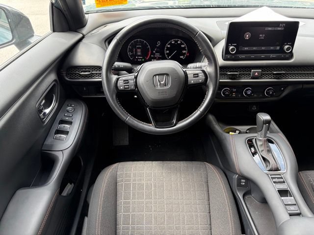 Used 2025 Honda HR-V Sport image 11