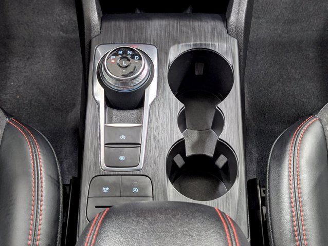 Certified 2025 Ford Escape ST-Line Select AWD/4WD image 7