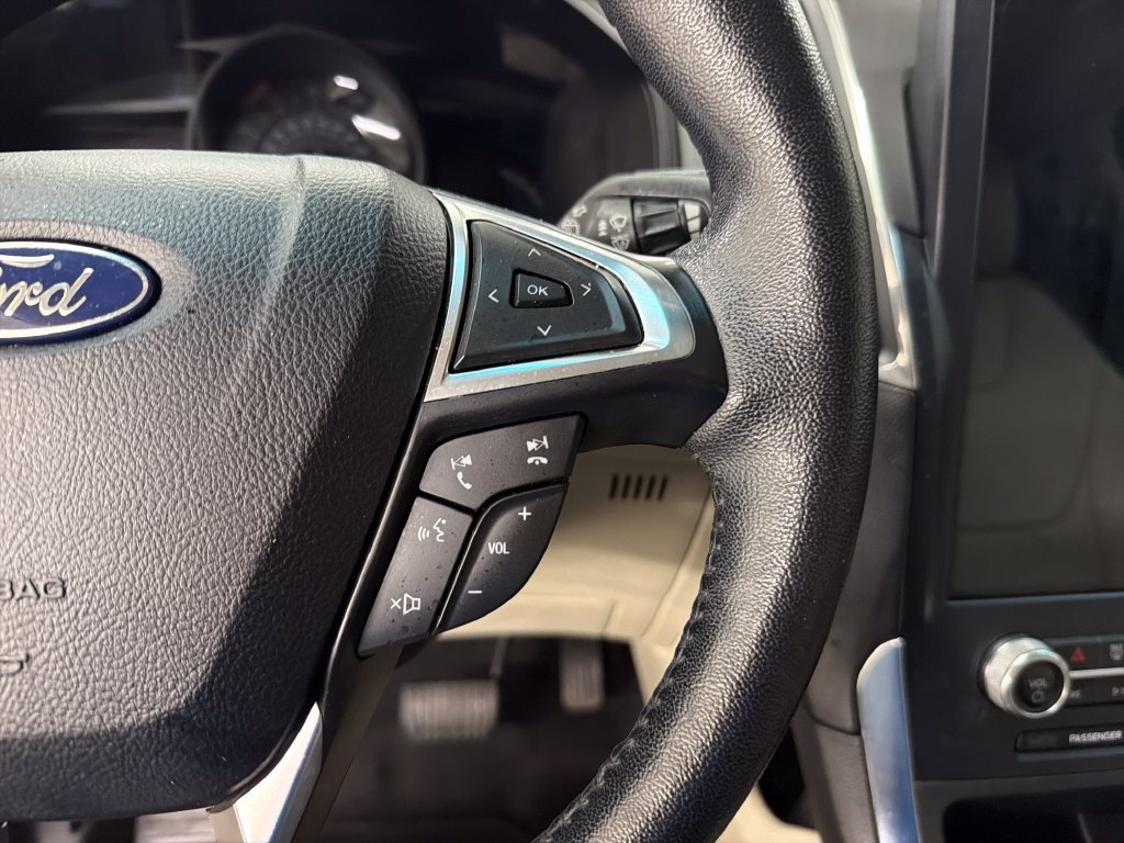 Certified 2022 Ford Edge Titanium AWD/4WD image 22