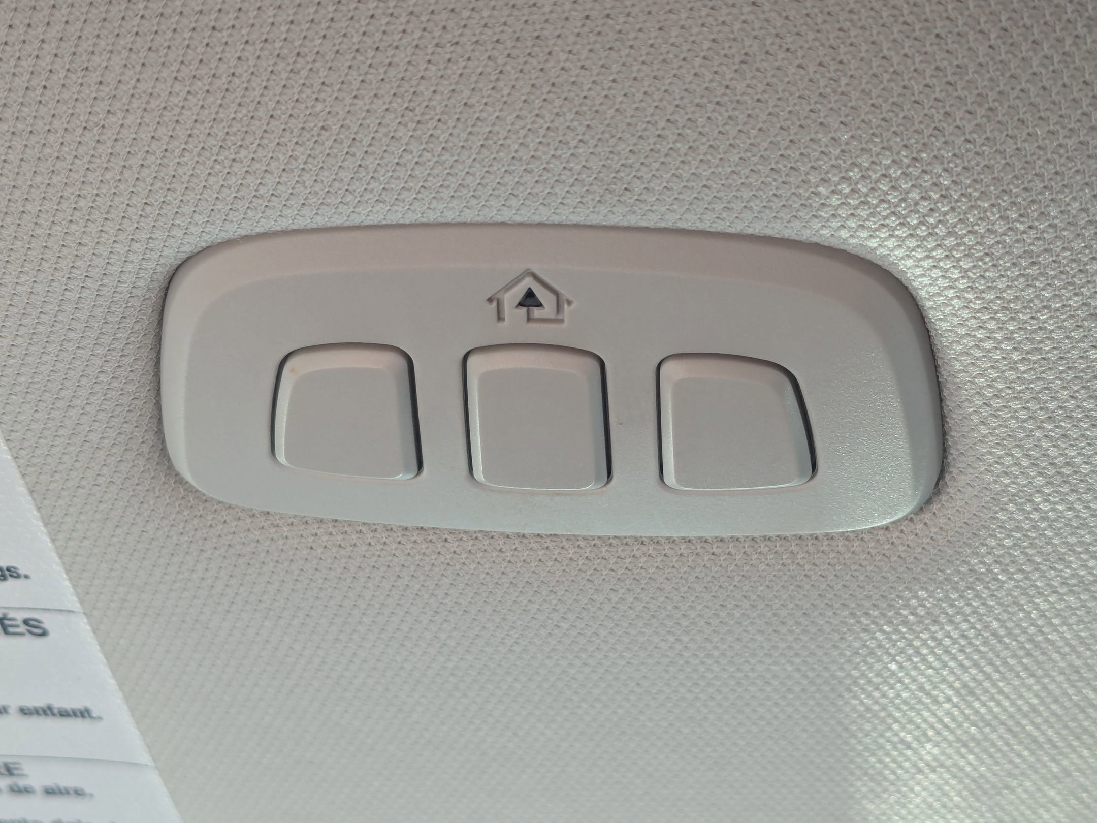 Certified 2025 Ford Explorer Platinum w/ LUX Leather Package image 33