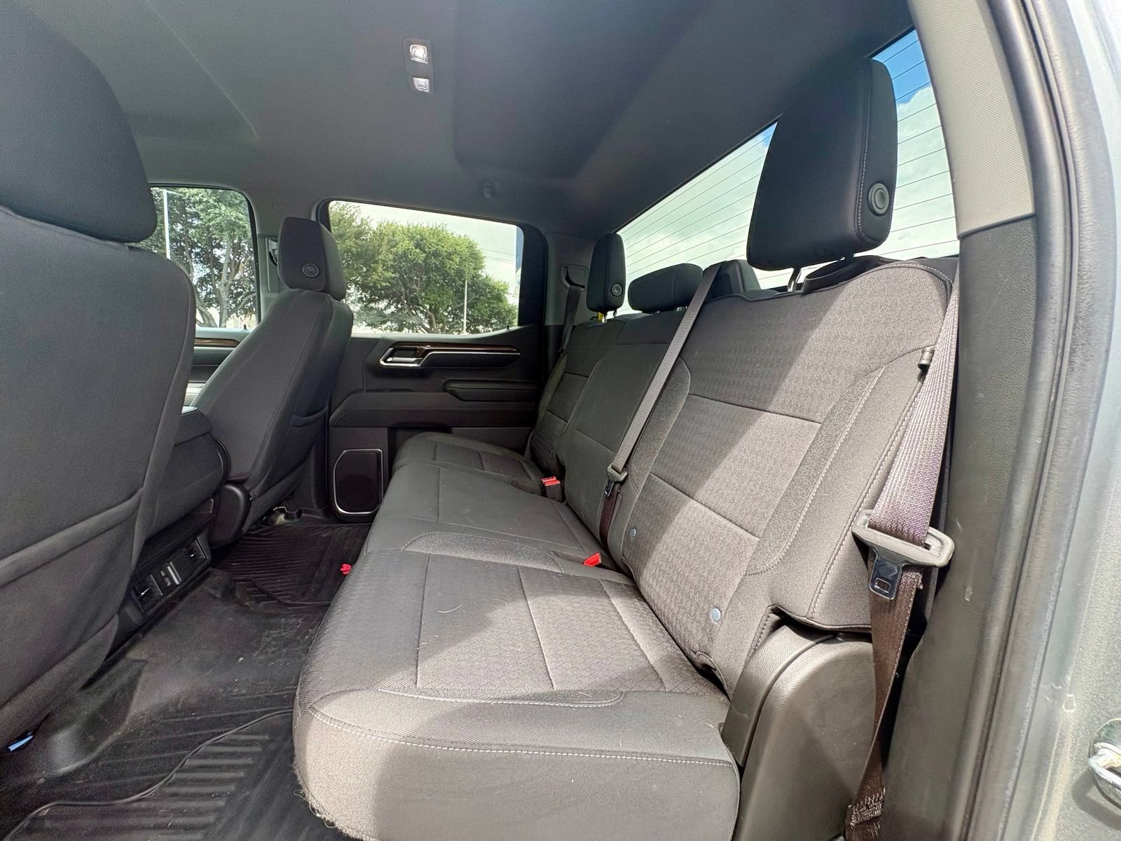 Used 2023 Chevrolet Silverado 1500 LT AWD/4WD image 13