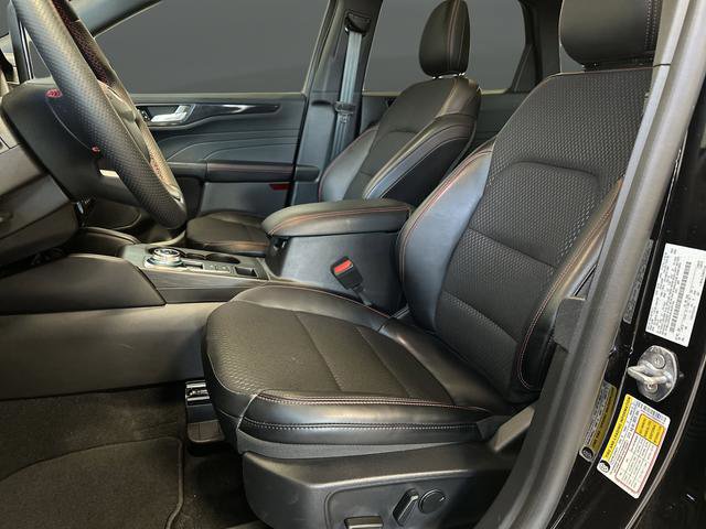 Certified 2025 Ford Escape ST-Line Elite w/ Tech Pack #1 image 9