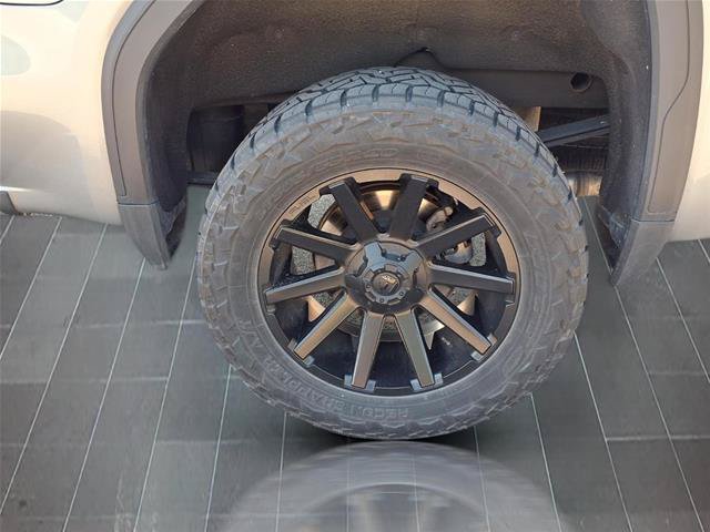 Used 2024 GMC Sierra 1500 Elevation w/ Elevation Premium Package AWD/4WD image 18