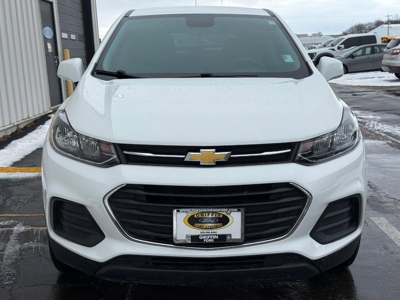 Used 2022 Chevrolet Trax LS w/ Tint and Cruise Package image 8