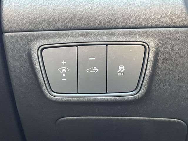 Used 2024 Hyundai Santa Cruz SE AWD/4WD image 17