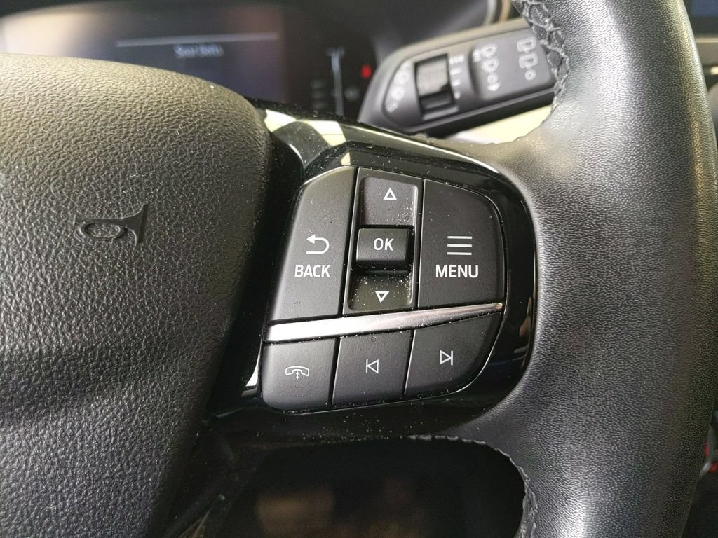 Certified 2024 Ford Escape Active AWD/4WD image 18
