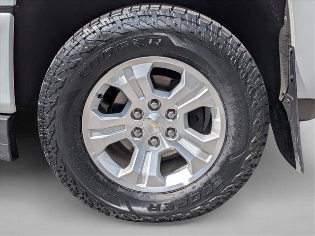 Used 2018 Chevrolet Silverado 1500 LT w/ Texas Edition AWD/4WD image 21