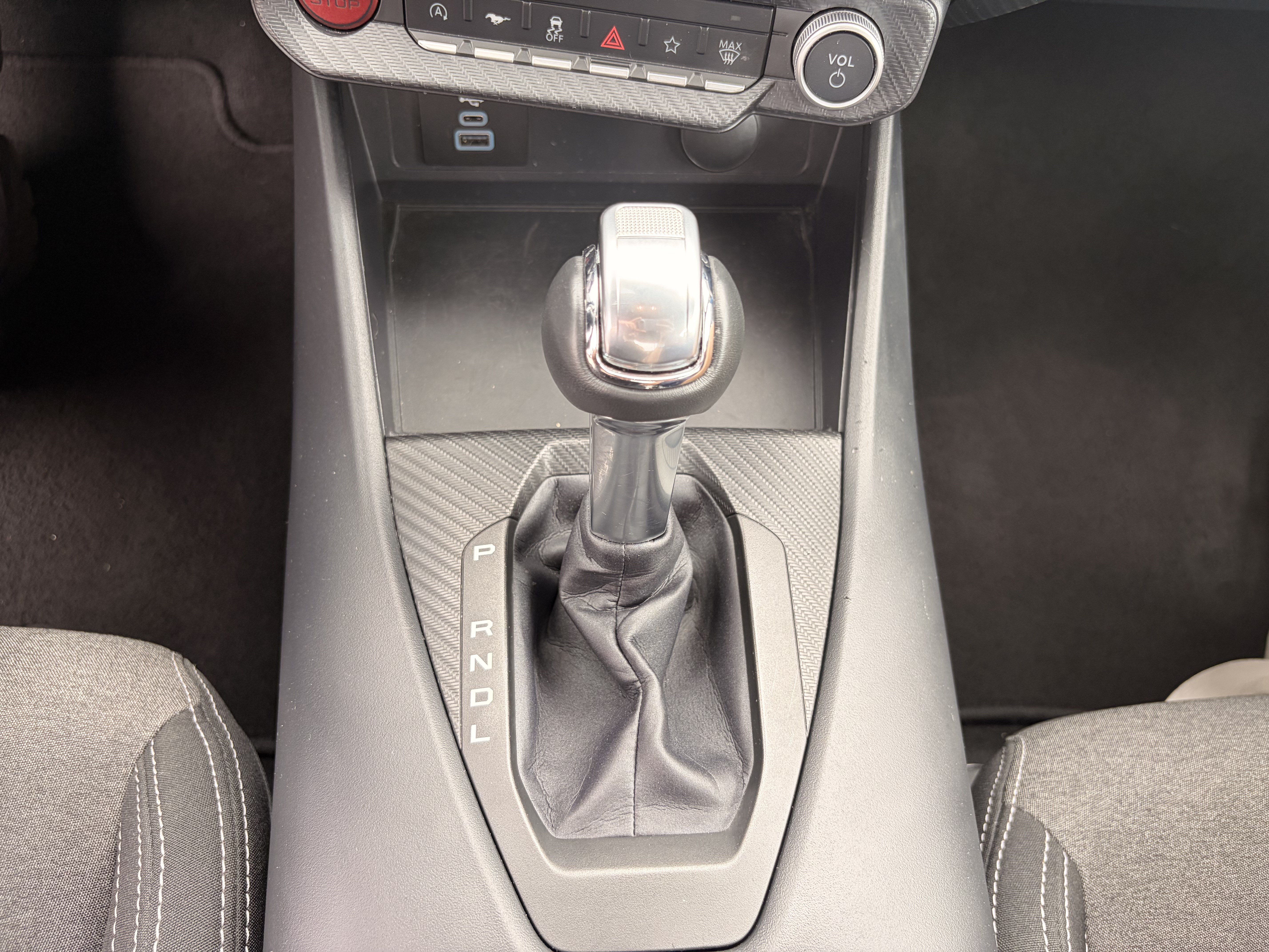 Certified 2025 Ford Mustang Coupe RWD image 12