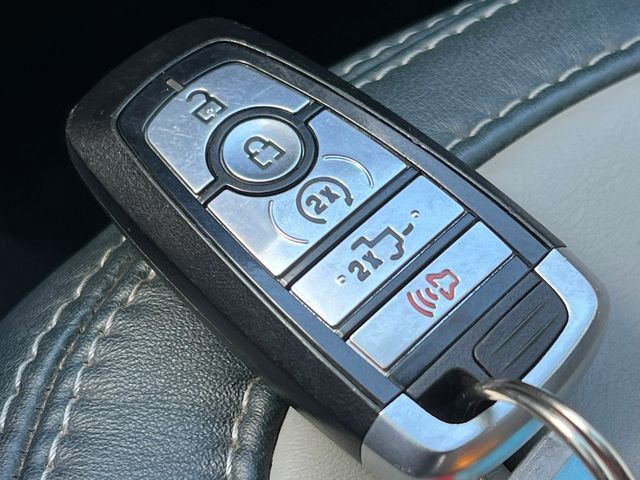 Certified 2022 Ford F450 Limited w/ FX4 Off-Road Package image 43