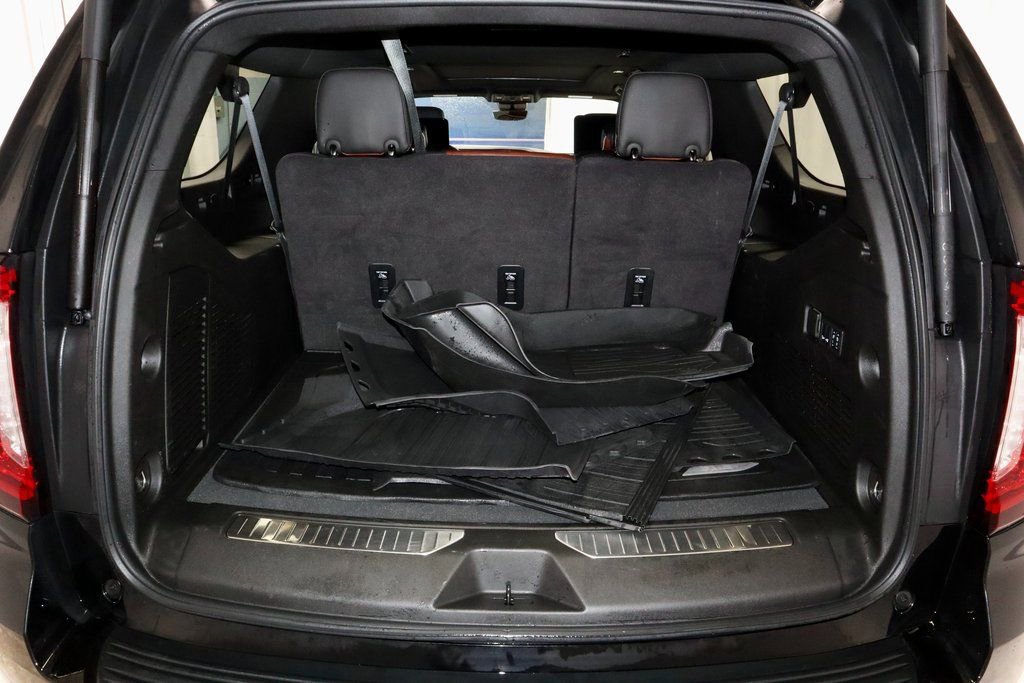 Used 2024 GMC Yukon XL Denali Ultimate image 14