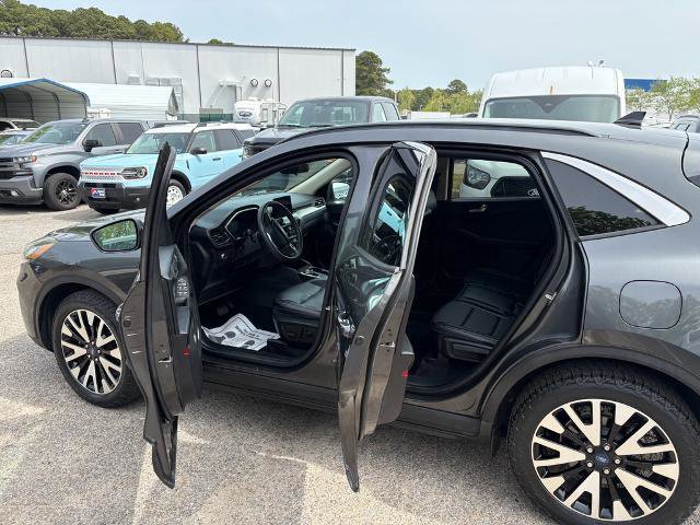 Certified 2020 Ford Escape SEL image 11