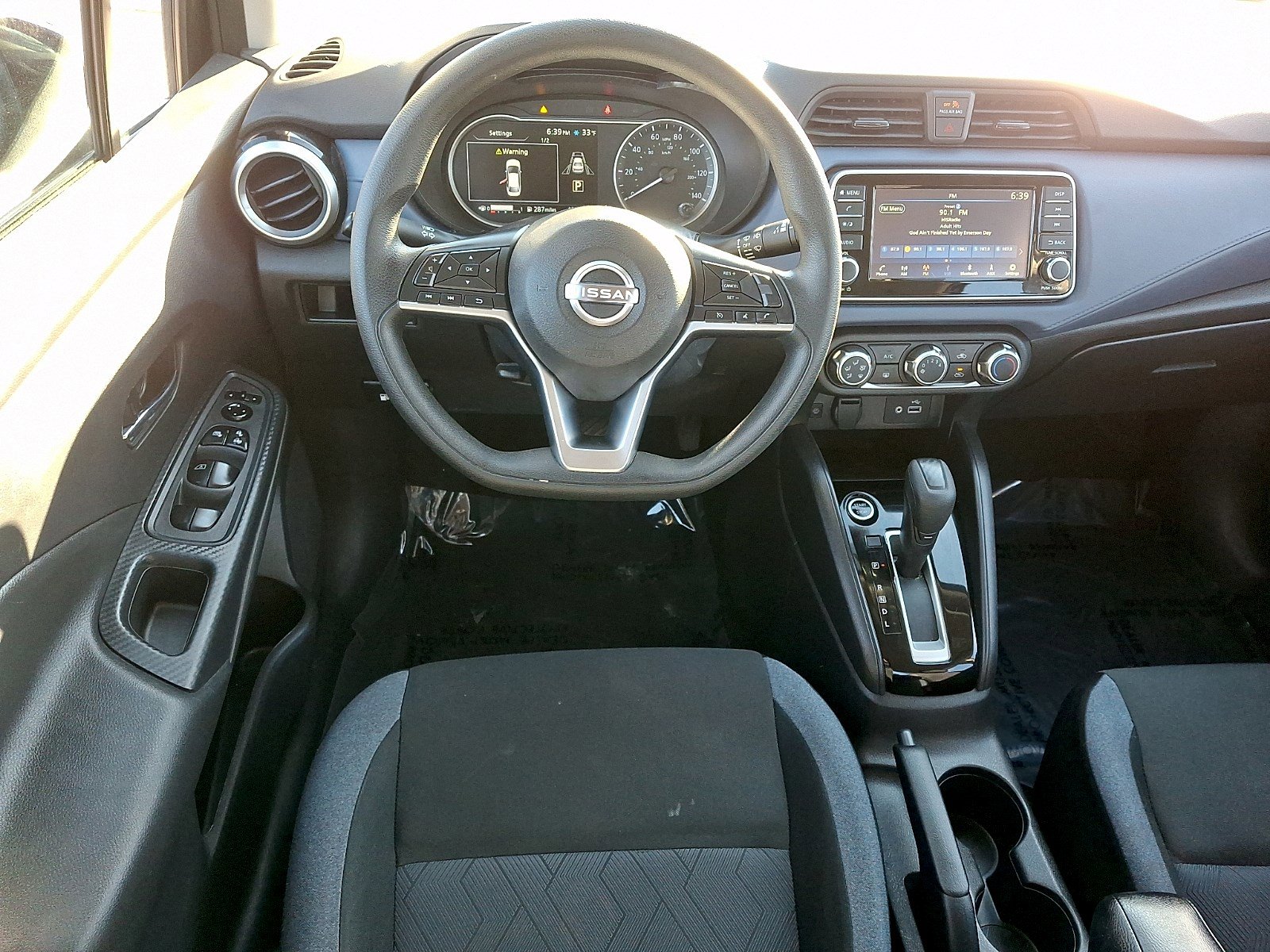 Used 2024 Nissan Versa SV image 10