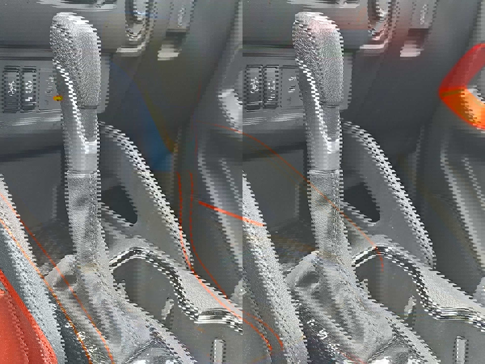 Used 2022 Nissan Frontier PRO-4X image 20