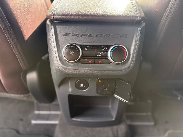 Certified 2026 Ford Explorer Platinum AWD/4WD image 32