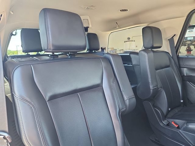 Certified 2024 Ford Expedition XLT AWD/4WD image 30