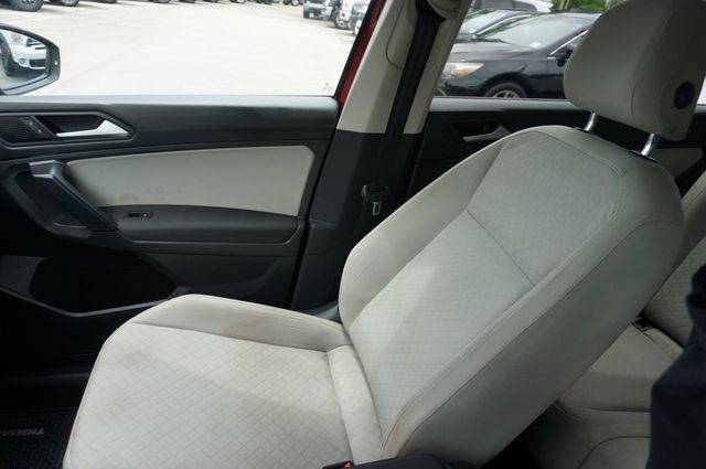 Used 2019 Volkswagen Tiguan S FWD image 24