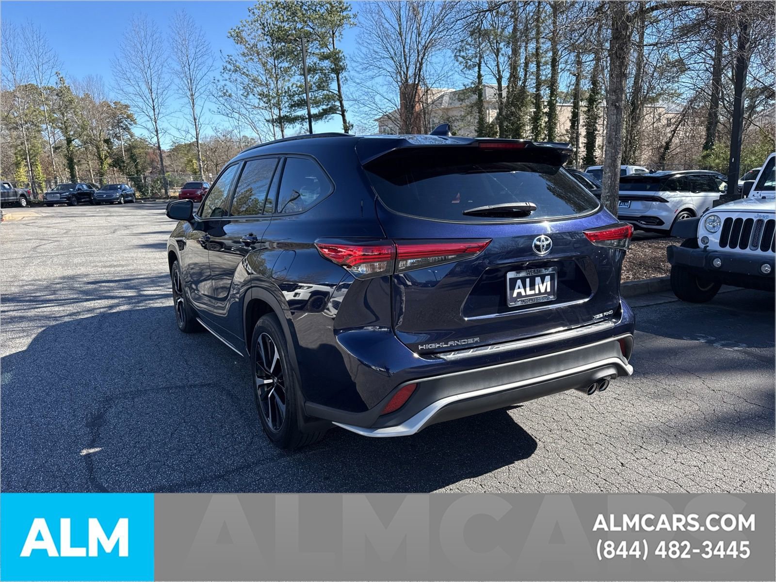 Used 2021 Toyota Highlander XSE image 6