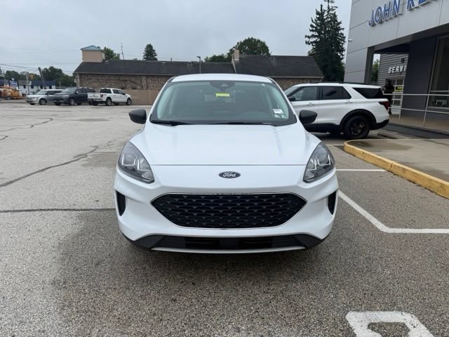 Certified 2022 Ford Escape SE w/ Convenience Package AWD/4WD image 3