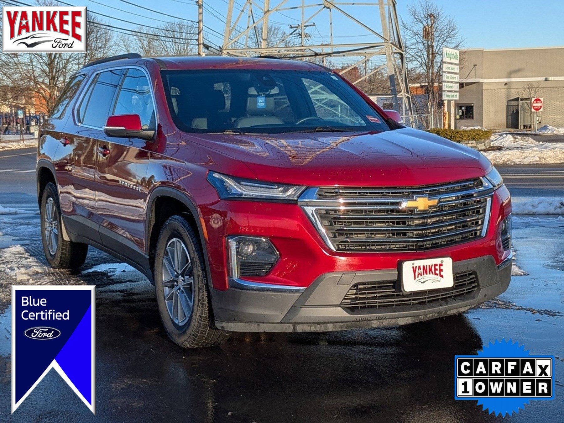 Used 2023 Chevrolet Traverse LT image 7