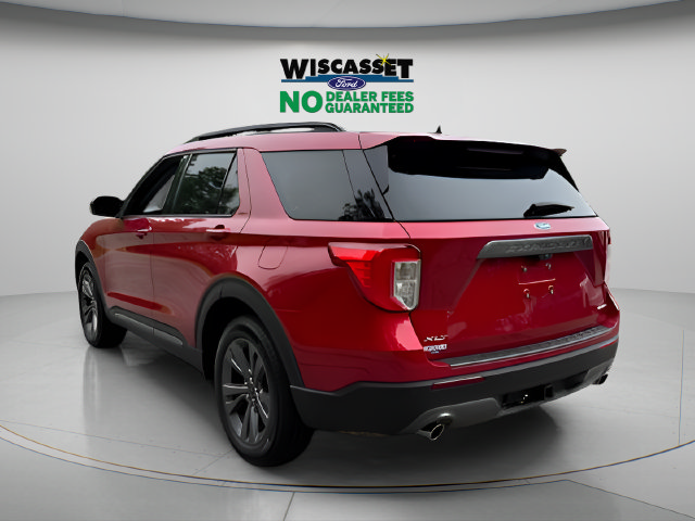 Certified 2023 Ford Explorer XLT w/ Equipment Group 202A AWD/4WD image 26