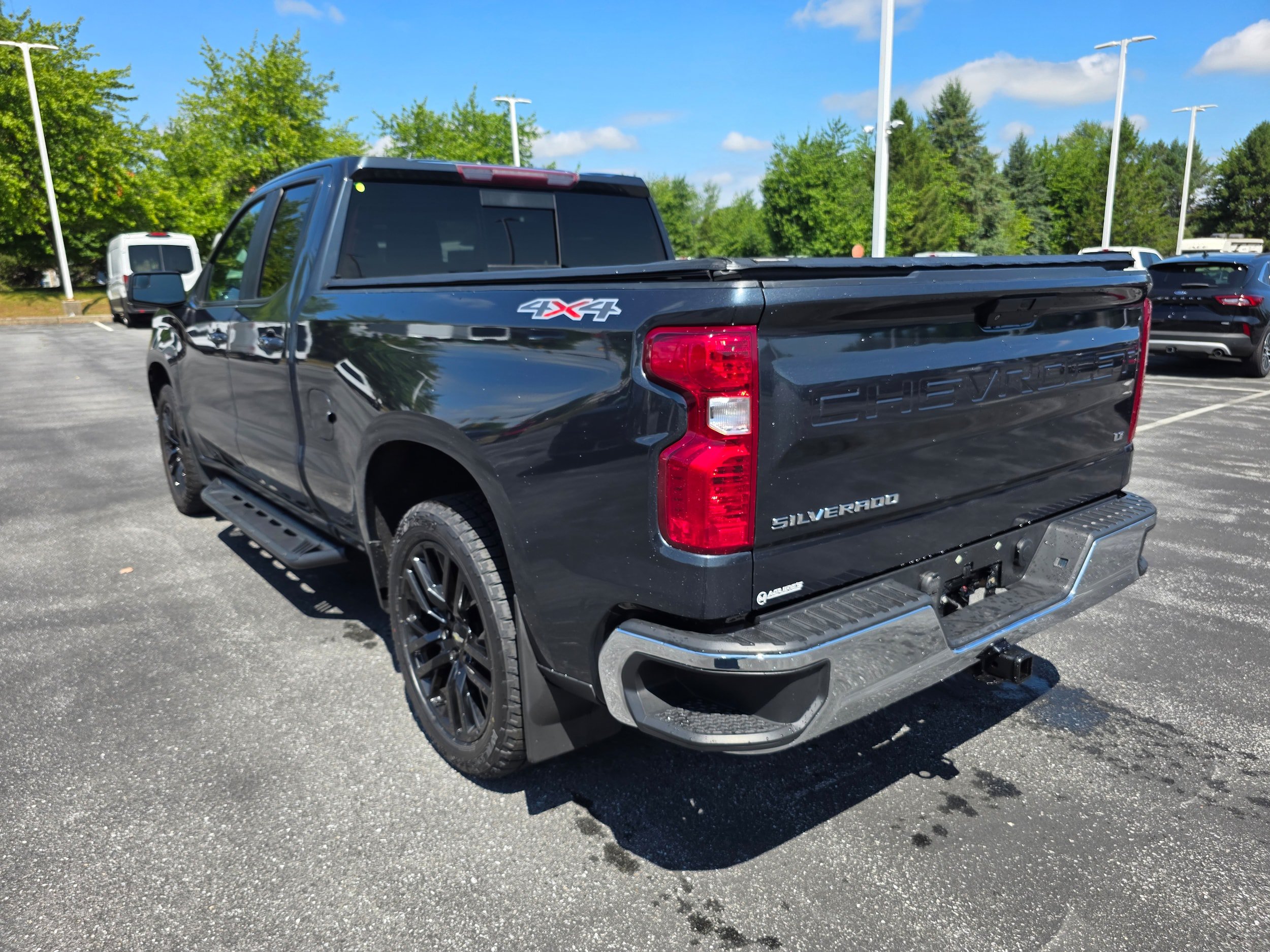 Used 2019 Chevrolet Silverado 1500 LT w/ All-Star Edition AWD/4WD image 3